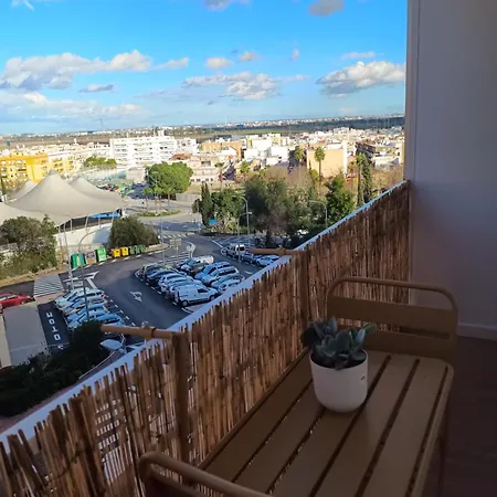 Piso Muy Cerca De Sevilla كاماس